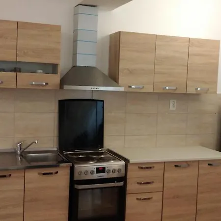 Apartment Lovely Next To Salt Room, Bus Station Skopje