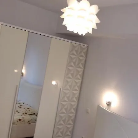 Apartament Lovely Next To Salt Room, Bus Station Skopje